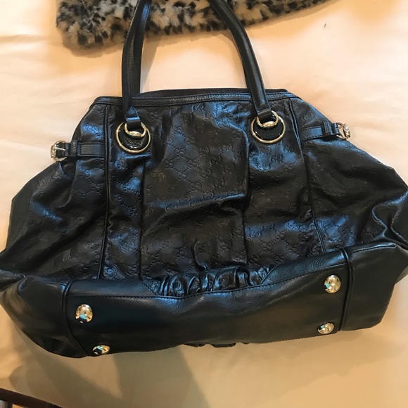 Authentic GUCCI - Picture 1 of 8